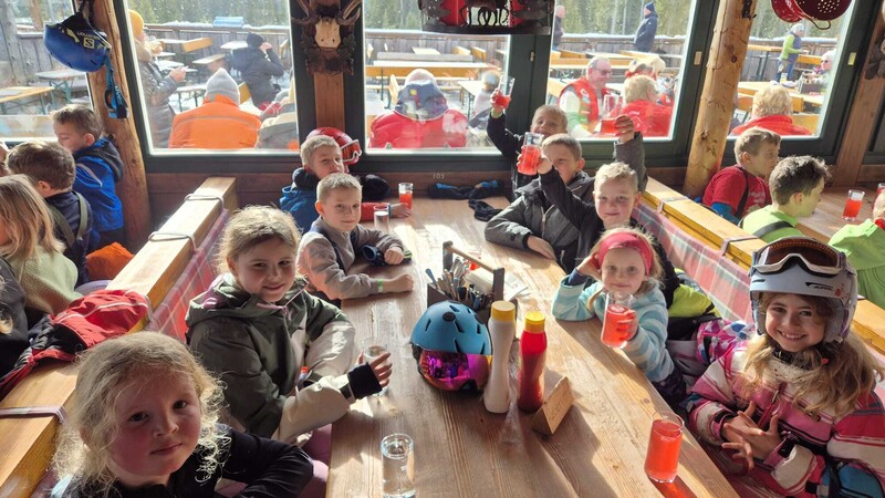 5d6c5eb6 bdda 400d b08f 29987ed7c1e9